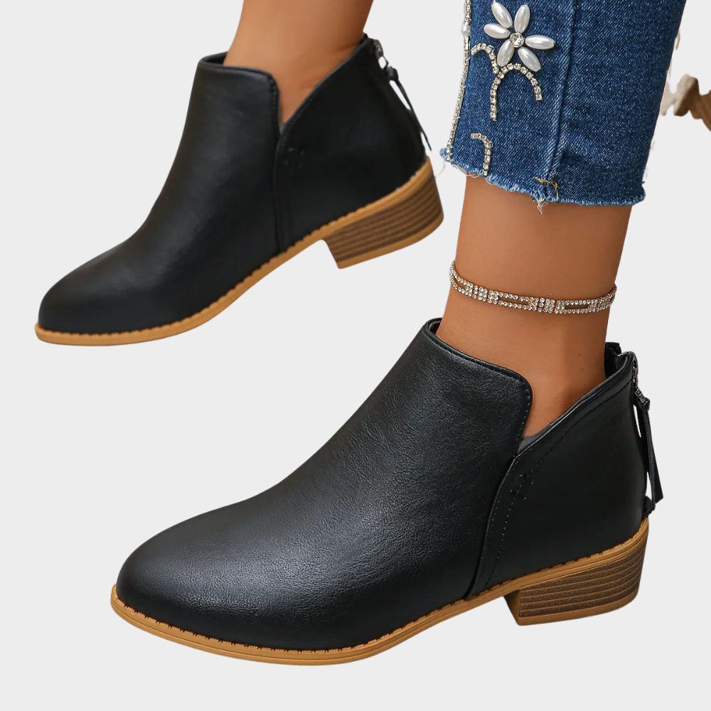 Oakley | Low Heel Ankle Boots